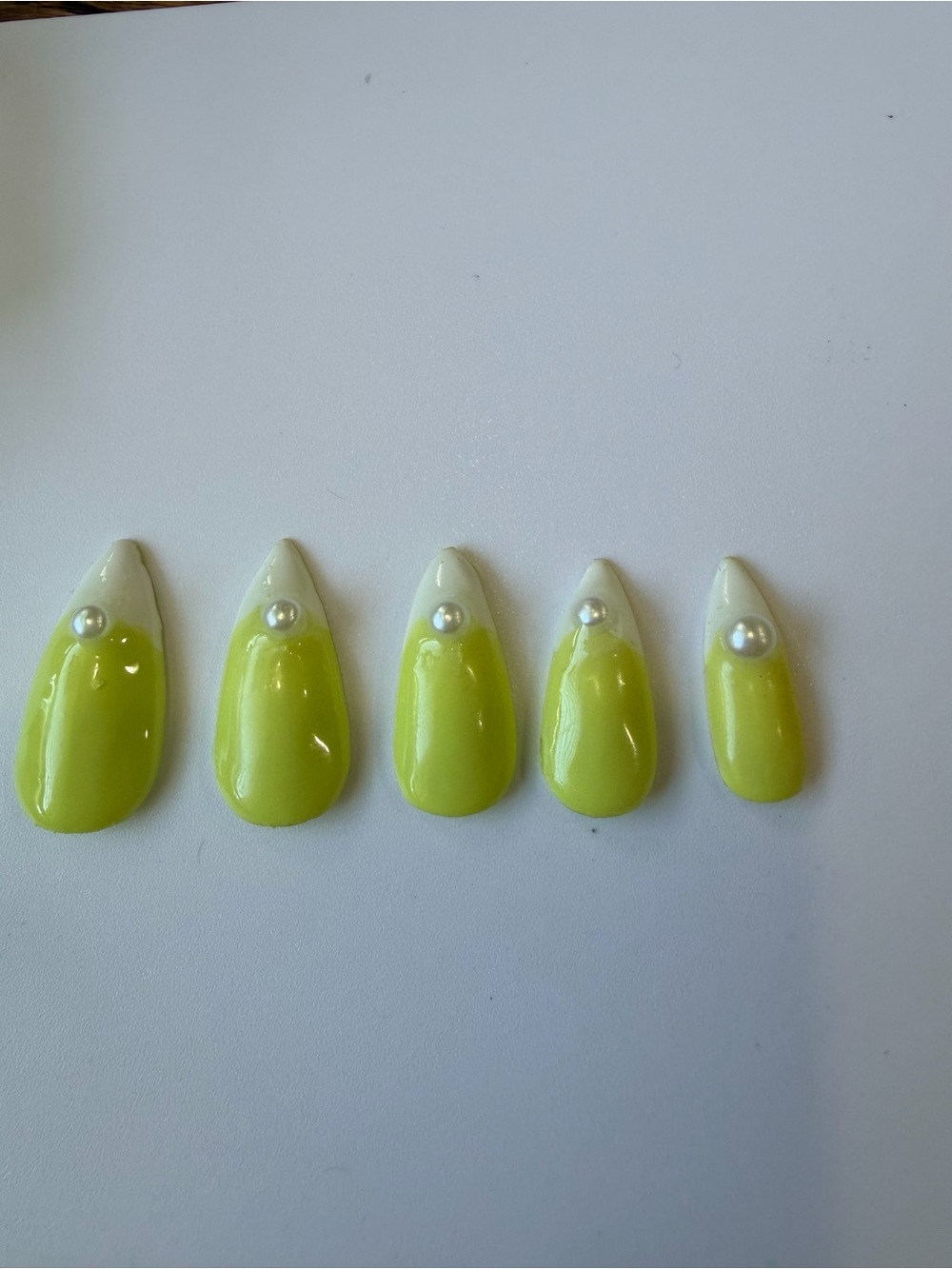 Light Yellow Pearl Accent Stiletto Press-On Nails
